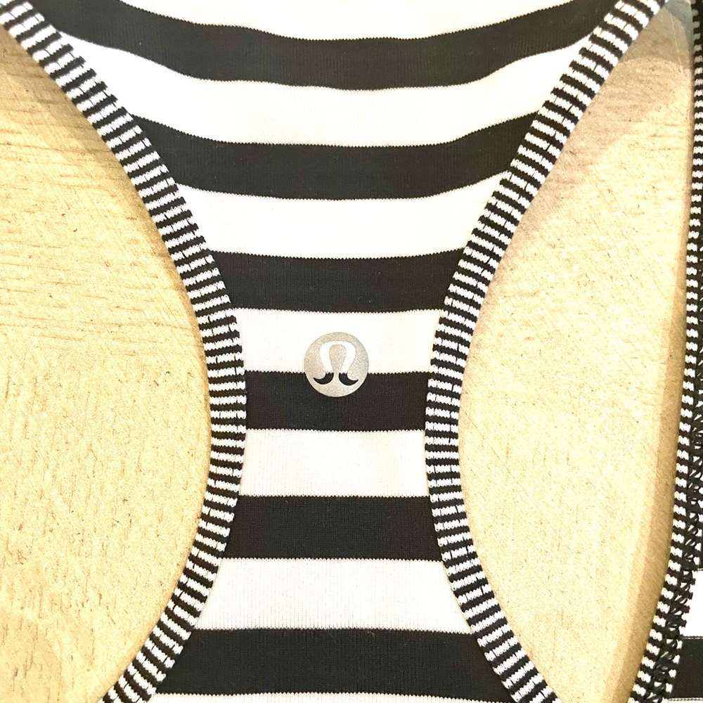 Lululemon tank